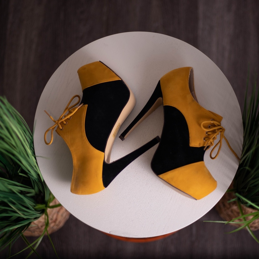 Platform low ankle booties